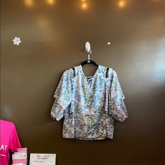 Floral Patterned Blouse - Picture 1 of 5